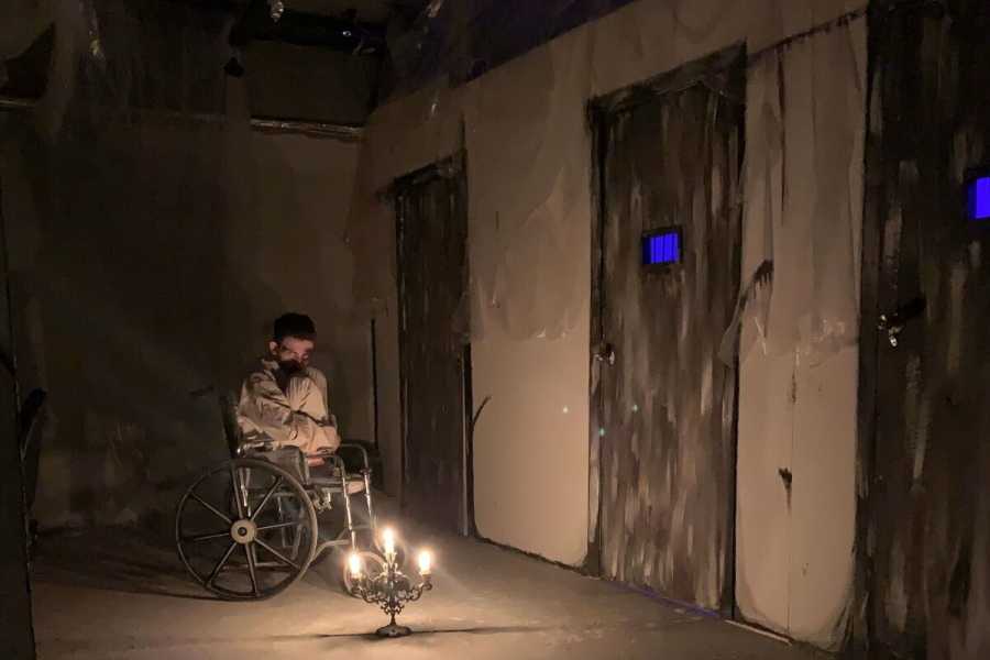 Квест в реальности Искатели могил 2: выжить до утра от компании Паника Квест в реальности Искатели могил 2: выжить до утра от компании Паника